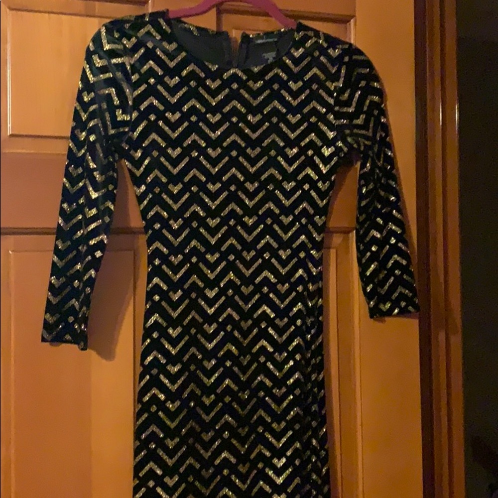 Black/gold VS dress XS